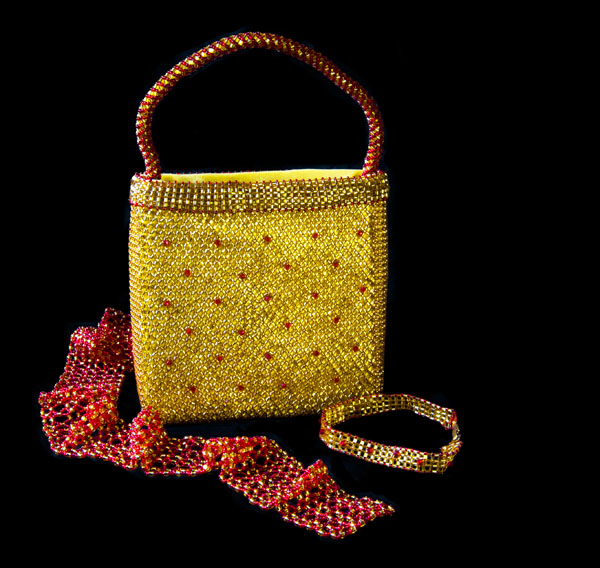 Театральная сумочка из золотого бисера, стекляруса (1)